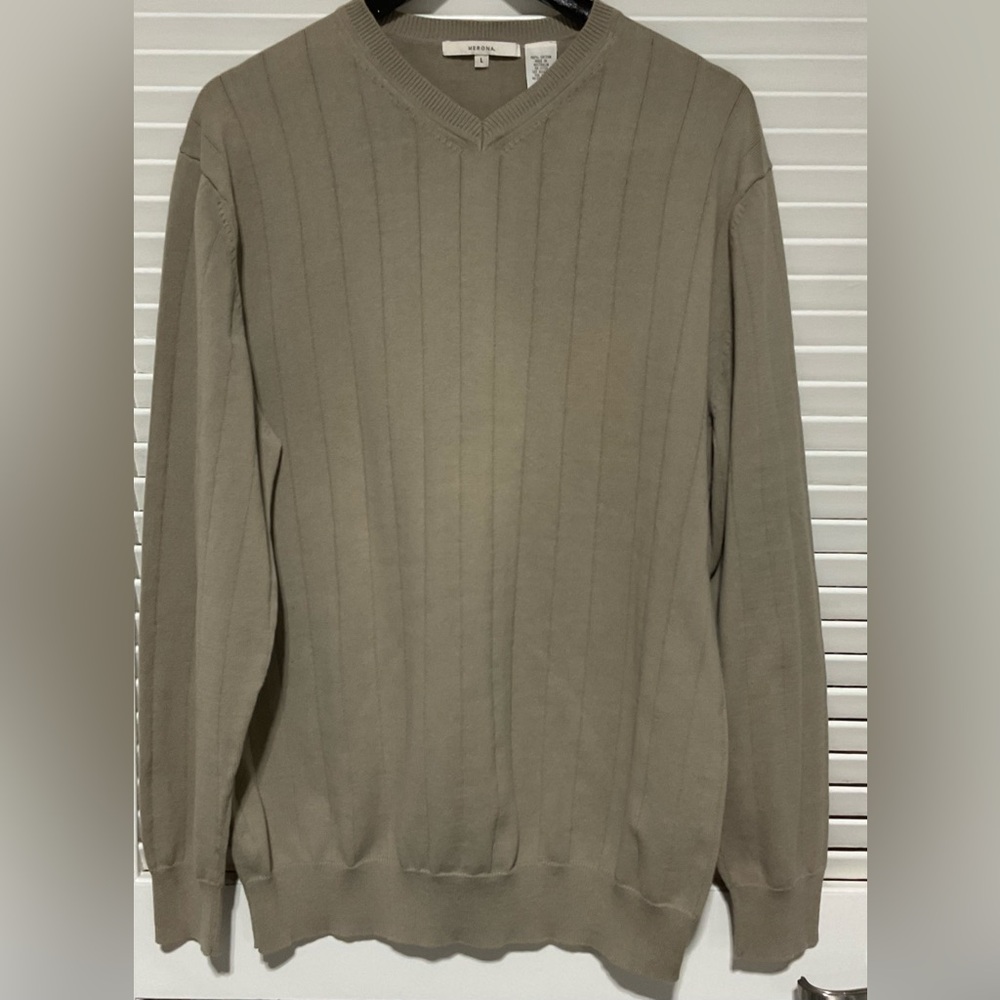 Merona Men’s Ribbed V-Neck Pullover Sweater - Size Large